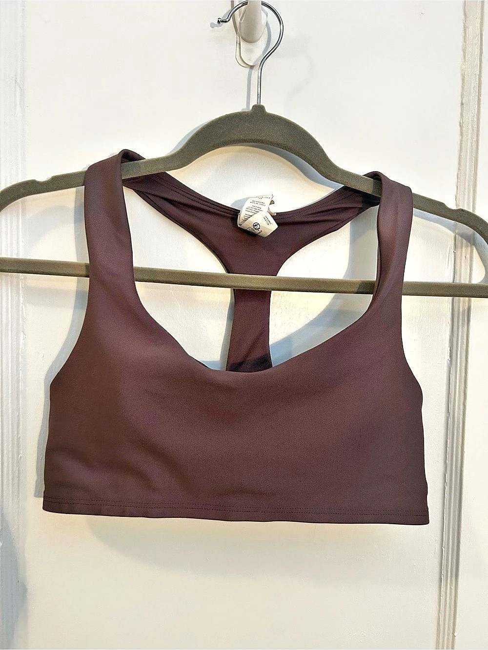 Alo Yoga Airlift Advantage Racerback Sports Bra